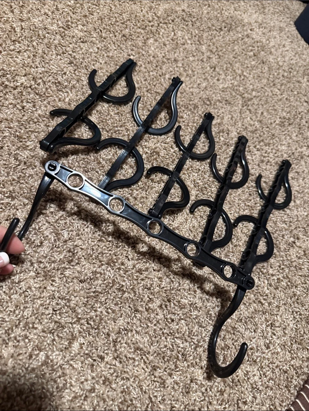 Set of 6 plastic closet bar extenders for clothing hangers